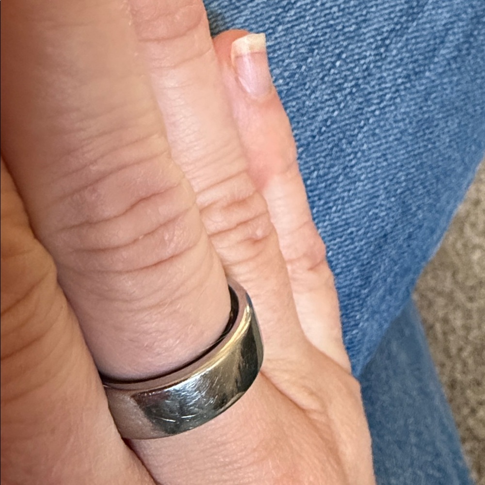 Oura horizon gen 3 size 9 - Picture 5 of 5